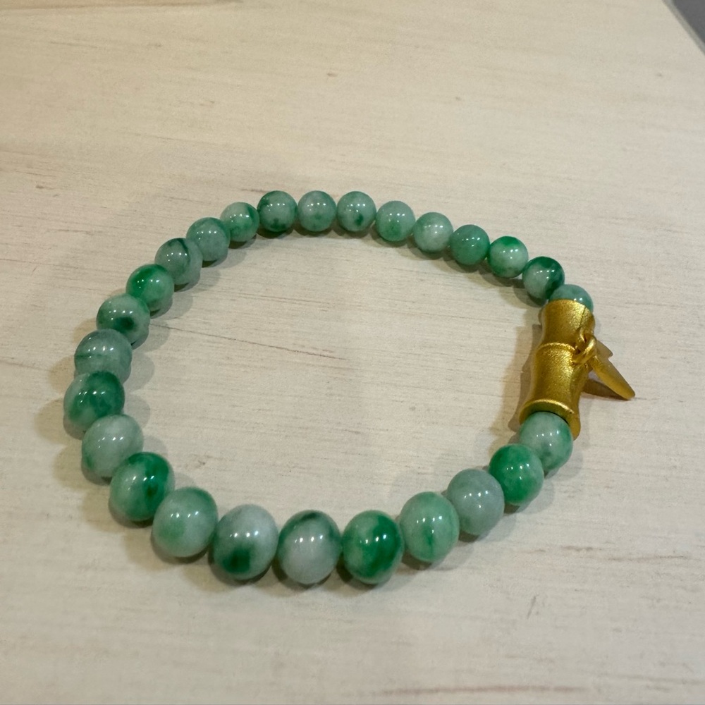 Natural Burmese Grade A jadeite Green Beaded Bracelet with Gold Accent